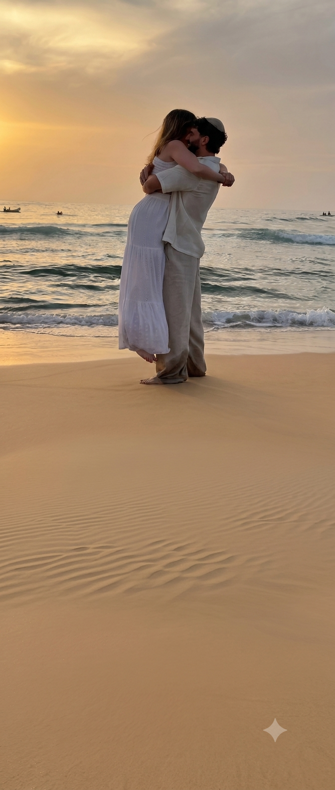 Or & Aminadave on the beach at sunset